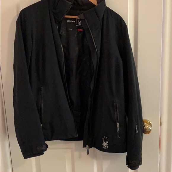 Women’s size 12 spyder ski jacket - Picture 4 of 4